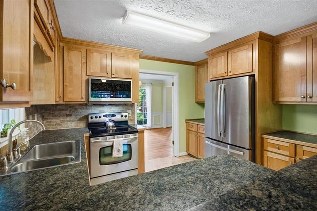 2481 Weatherford Court, Marietta, GA 30068