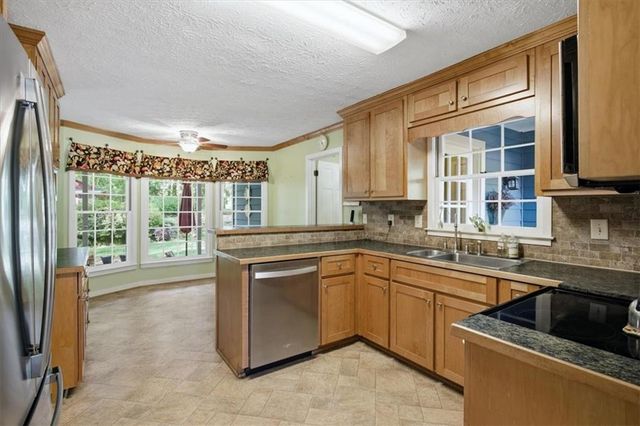 2481 Weatherford Court, Marietta, GA 30068