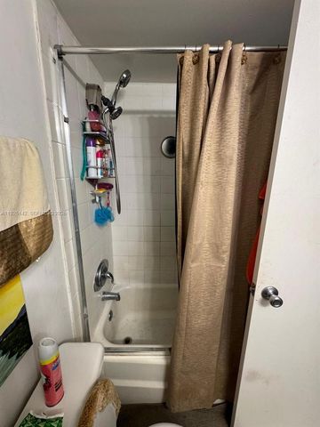 2020 NE 135th Street 609, North Miami, FL 33181