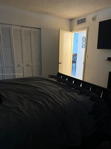 2020 NE 135th Street 609, North Miami, FL 33181
