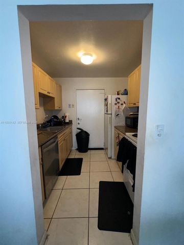 2020 NE 135th Street 609, North Miami, FL 33181
