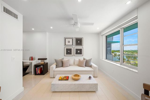 5255 Collins Ave 8F, Miami Beach, FL 33140