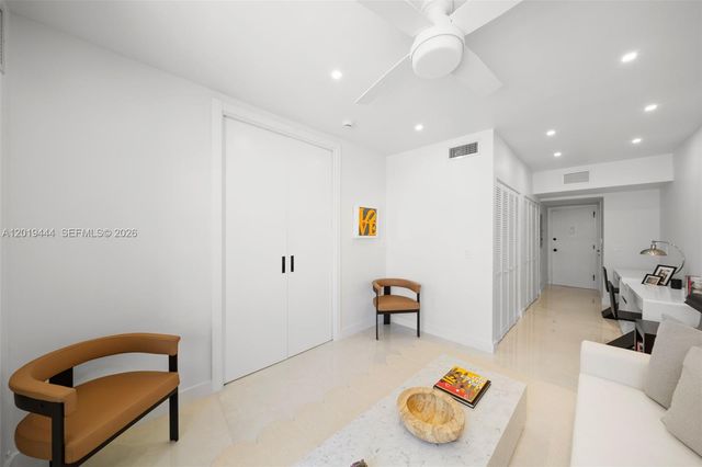 5255 Collins Ave 8F, Miami Beach, FL 33140