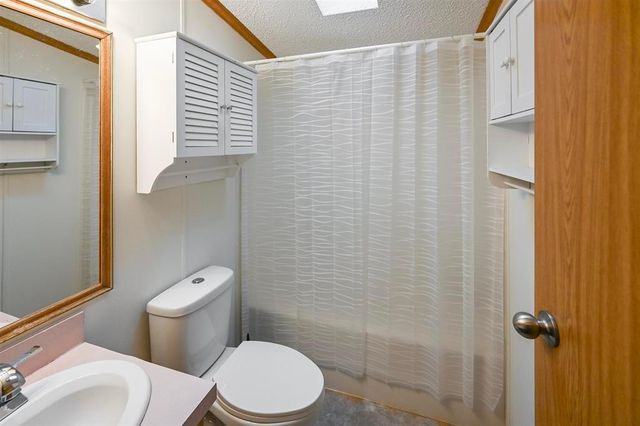 11 Korda Drive, Duluth, MN 55808