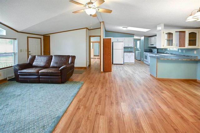 11 Korda Drive, Duluth, MN 55808