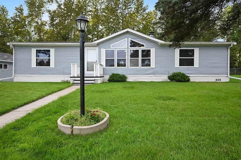 11 Korda Drive, Duluth, MN 55808