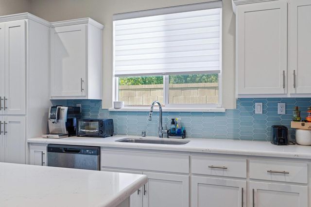 1337 Kinship Dr, Turlock, CA 95382