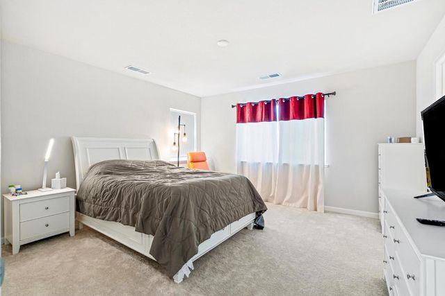 1337 Kinship Dr, Turlock, CA 95382