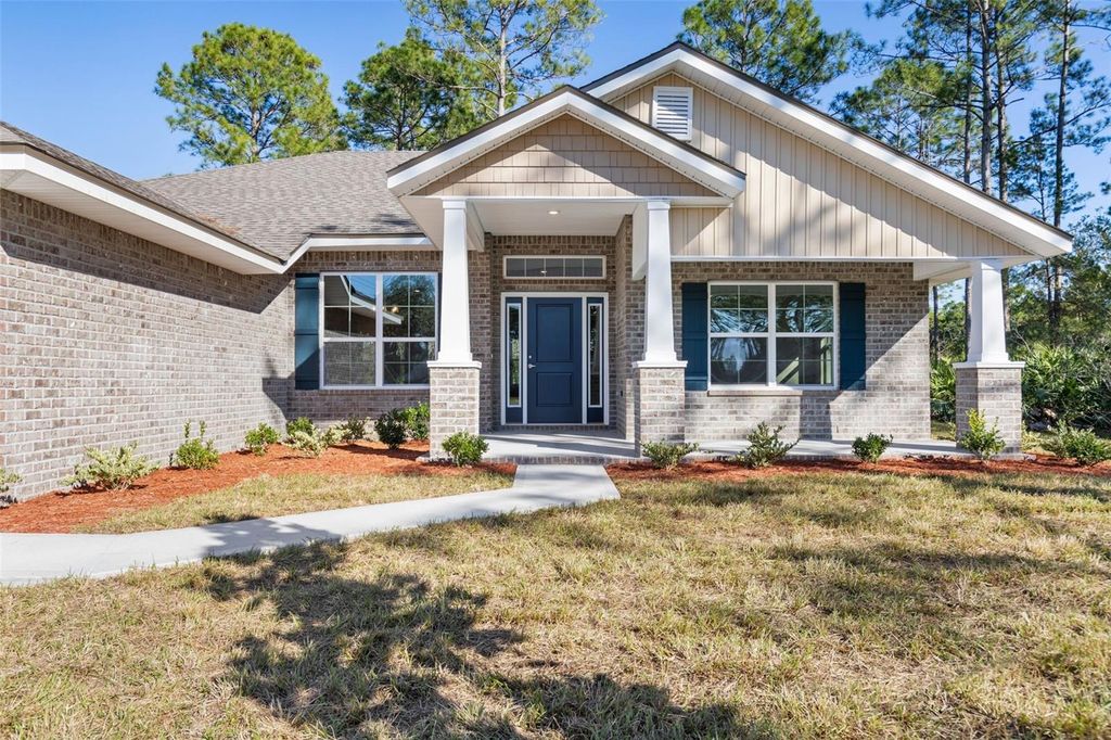 2 ZINZENDORF PLACE, Palm Coast, FL 32164