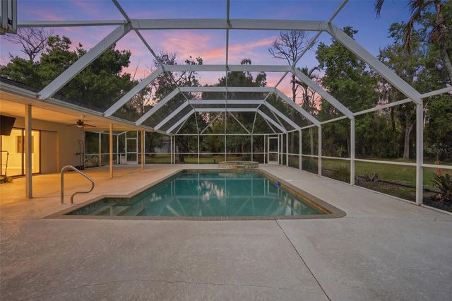 6227 FOXFIRE LANE, Fort Myers, FL 33912