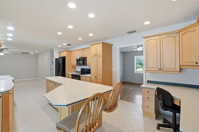 6227 FOXFIRE LANE, Fort Myers, FL 33912