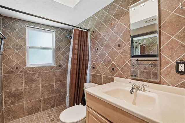 6227 FOXFIRE LANE, Fort Myers, FL 33912