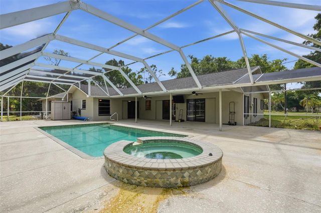 6227 FOXFIRE LANE, Fort Myers, FL 33912