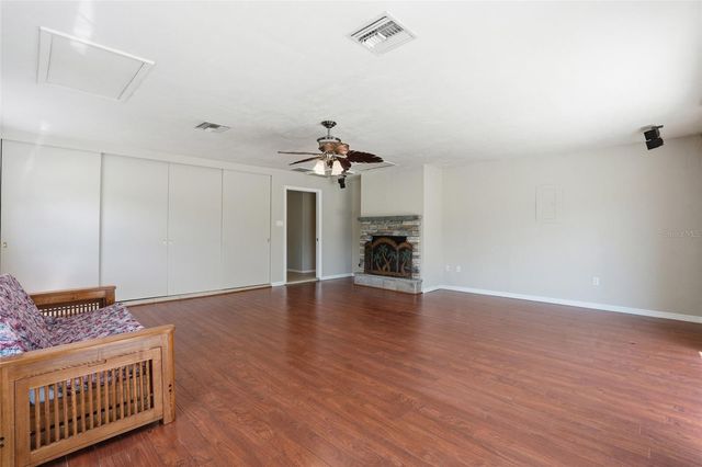 6227 FOXFIRE LANE, Fort Myers, FL 33912