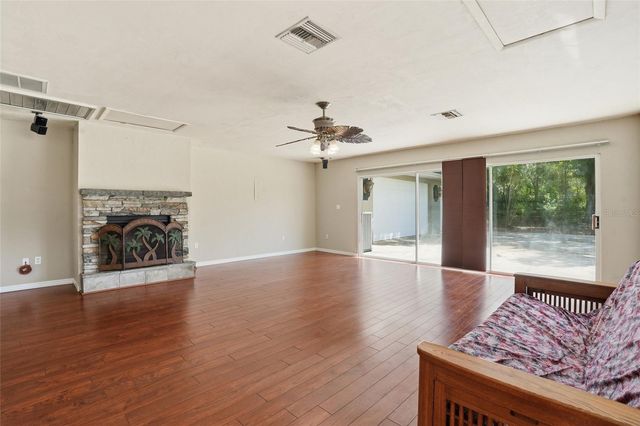 6227 FOXFIRE LANE, Fort Myers, FL 33912