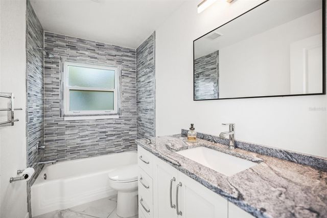 1042 IDLEWILD DRIVE N, Dunedin, FL 34698