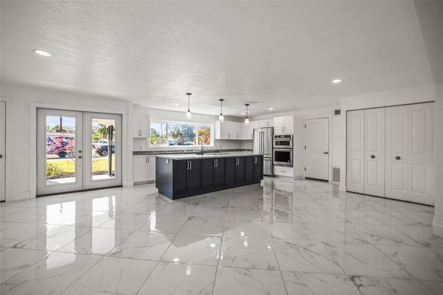 1042 IDLEWILD DRIVE N, Dunedin, FL 34698