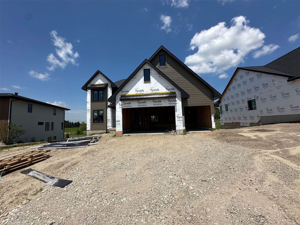 6120 NE Terrace Ridge Drive, Ankeny, IA 50021