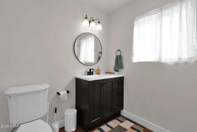 5835 W BELMONT Avenue, Glendale, AZ 85301