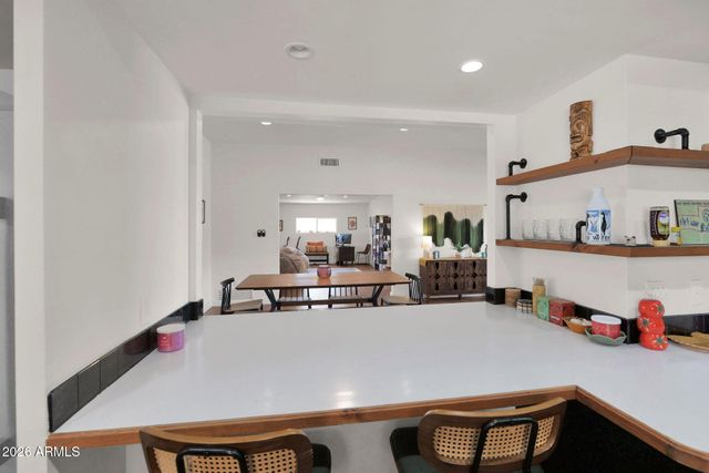 5835 W BELMONT Avenue, Glendale, AZ 85301