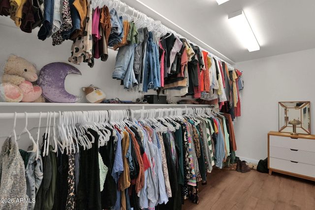 5835 W BELMONT Avenue, Glendale, AZ 85301