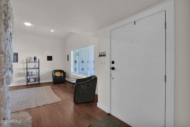 5835 W BELMONT Avenue, Glendale, AZ 85301