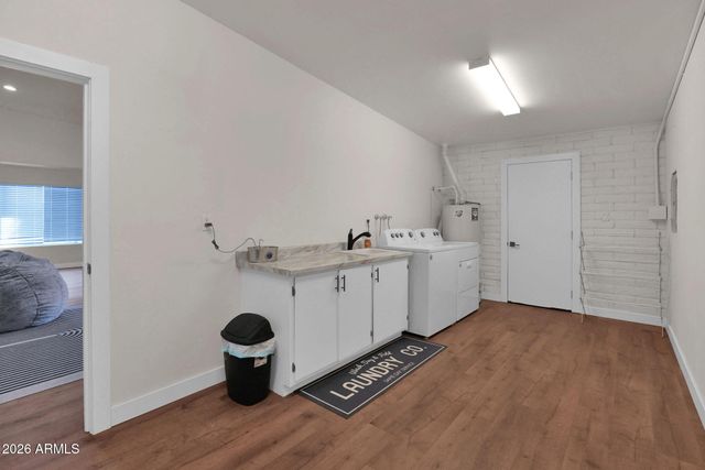 5835 W BELMONT Avenue, Glendale, AZ 85301