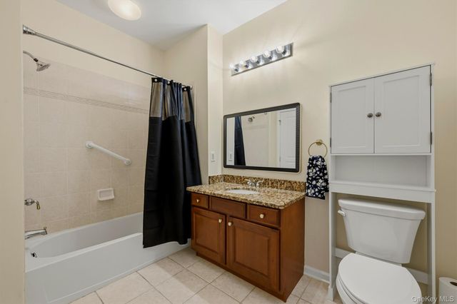 32 N De Baun Avenue 202, Suffern, NY 10901
