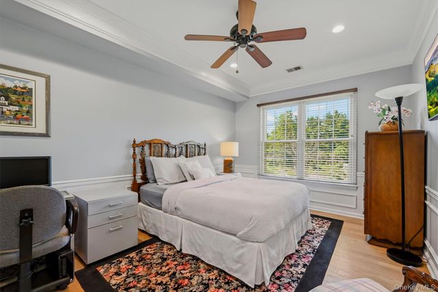 32 N De Baun Avenue 202, Suffern, NY 10901