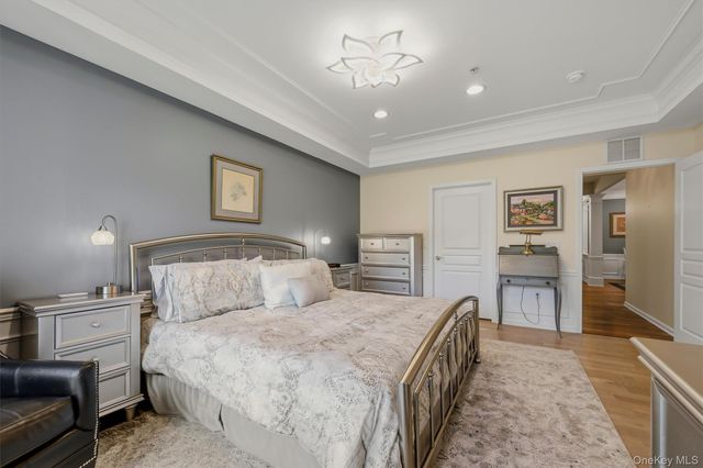 32 N De Baun Avenue 202, Suffern, NY 10901