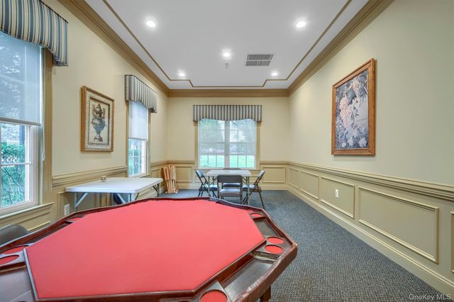 32 N De Baun Avenue 202, Suffern, NY 10901