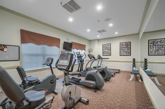 32 N De Baun Avenue 202, Suffern, NY 10901