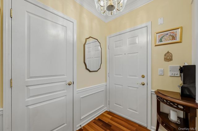 32 N De Baun Avenue 202, Suffern, NY 10901