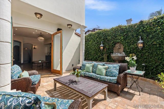 7964 Prospect, La Jolla, CA 92037
