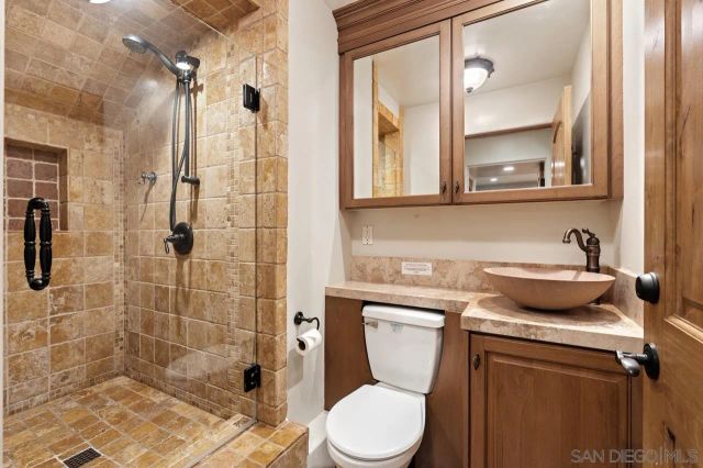 7964 Prospect, La Jolla, CA 92037