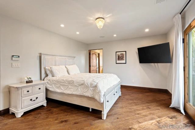 7964 Prospect, La Jolla, CA 92037
