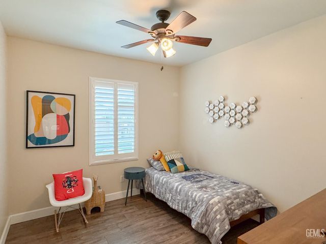 8302 Allyn Bacon Avenue, Bakersfield, CA 93311