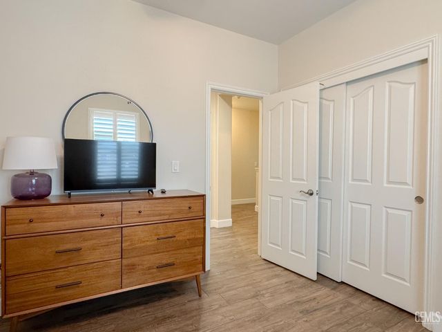 8302 Allyn Bacon Avenue, Bakersfield, CA 93311