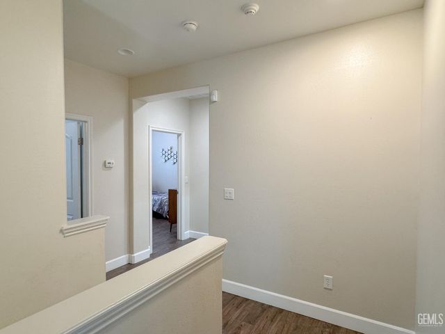 8302 Allyn Bacon Avenue, Bakersfield, CA 93311