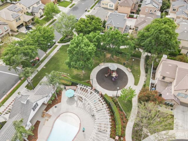 8302 Allyn Bacon Avenue, Bakersfield, CA 93311