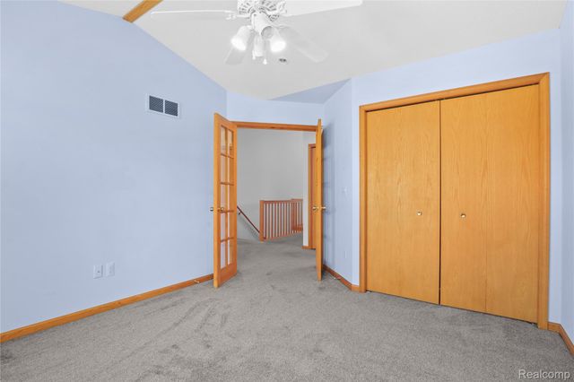 352 Cottonwood Lane 82, Saline, MI 48176