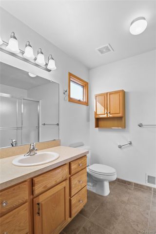 352 Cottonwood Lane 82, Saline, MI 48176