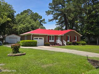 659 Circle Drive, Greenville, NC 27858
