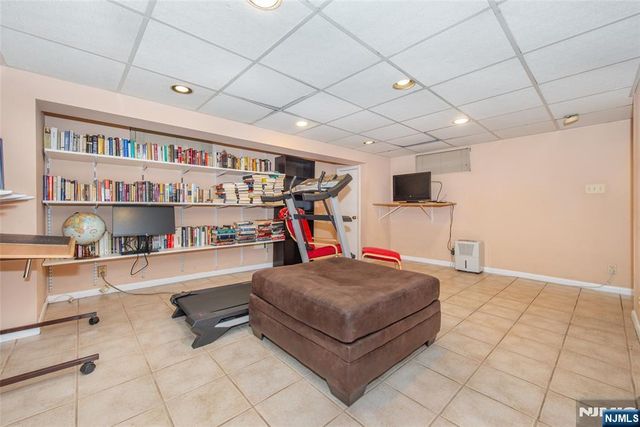 973 Garrison Avenue, Teaneck, NJ 07666