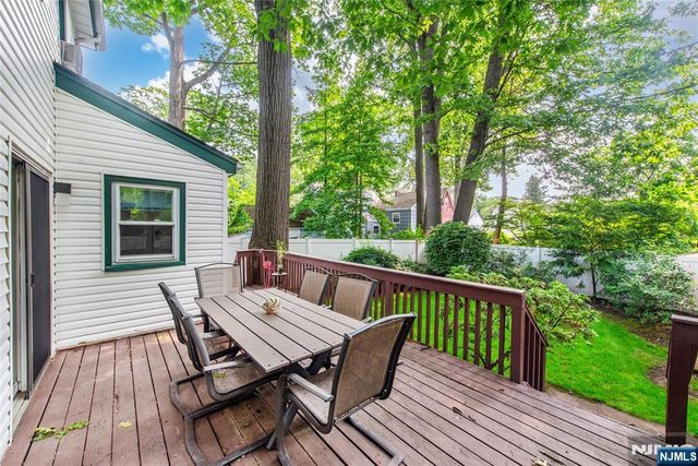 973 Garrison Avenue, Teaneck, NJ 07666