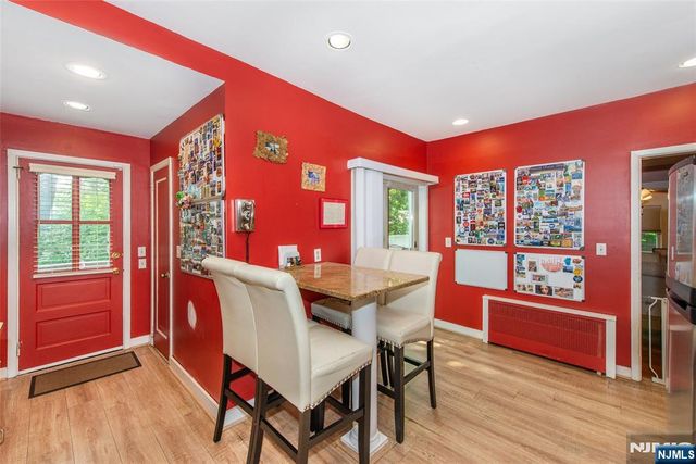 973 Garrison Avenue, Teaneck, NJ 07666