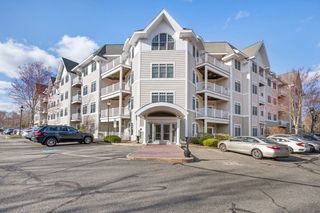 614 Pond Street 2306, Braintree, MA 02184