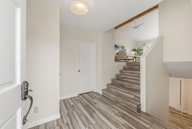 2807 Valley Vista Way, Oceanside, CA 92054