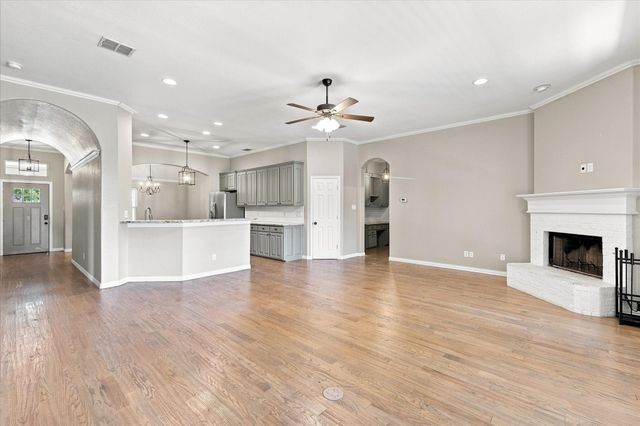 6333 Pinionpark Way, Fort Worth, TX 76179