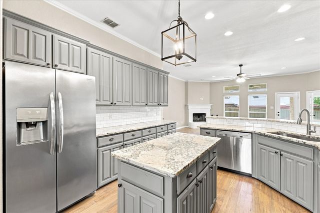 6333 Pinionpark Way, Fort Worth, TX 76179
